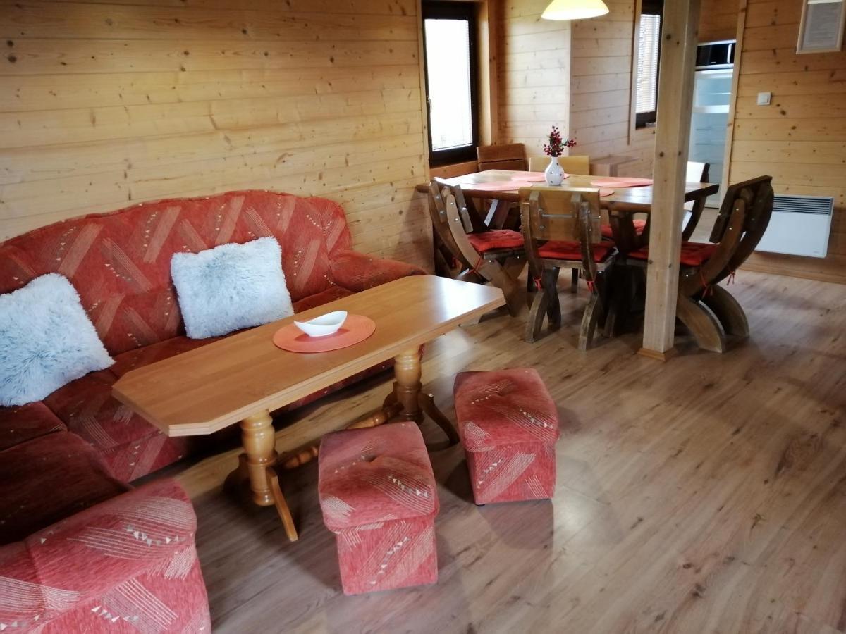 Chaty Rybarska Osada Liptovska Sielnica Luaran gambar